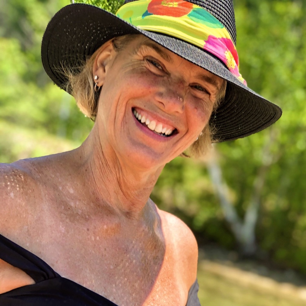 Meet your Posher, Joan
